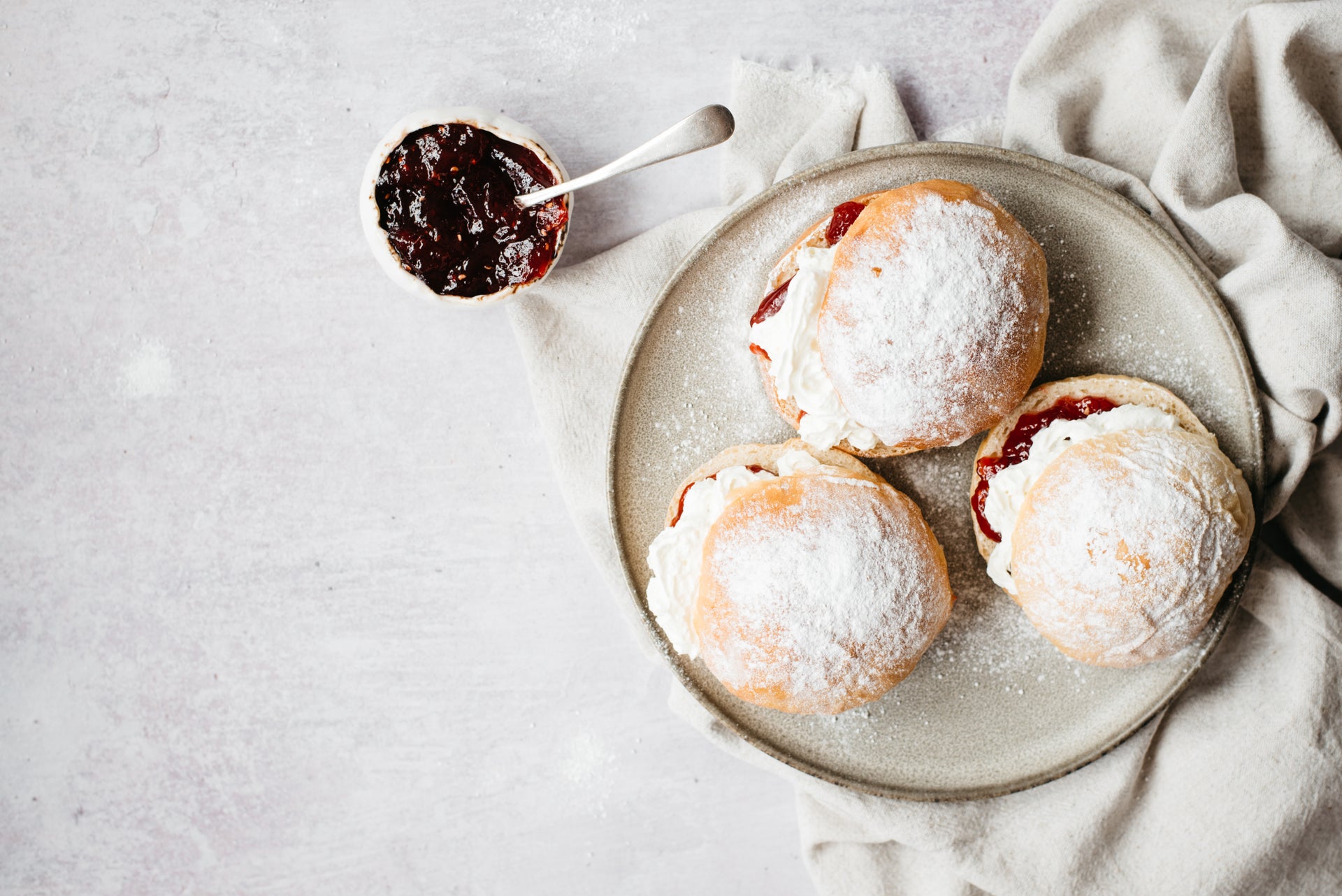 Devonshire Splits Recipe | How to Make Devonshire Splits